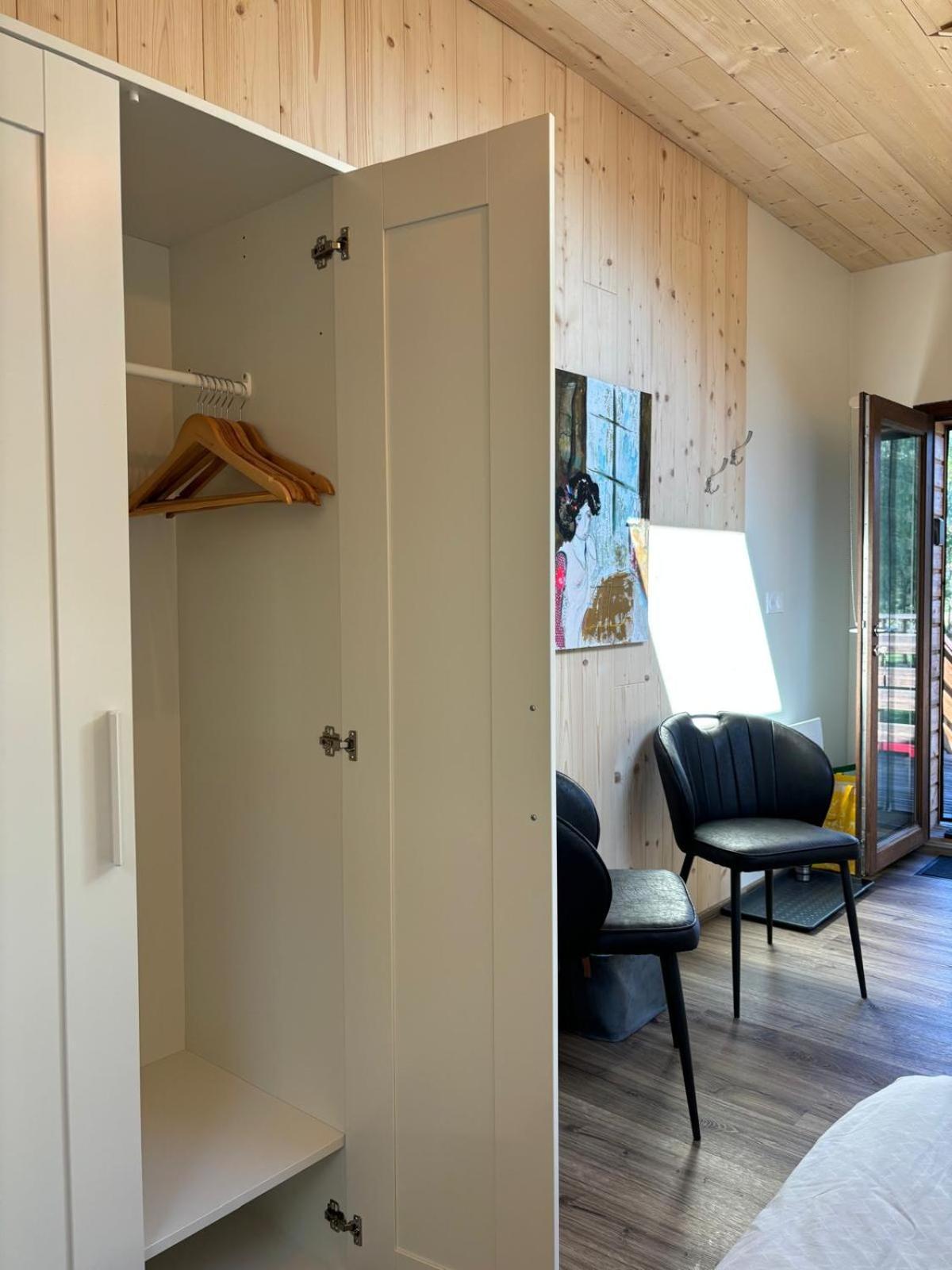 Sous Le Saule Apartment Nods Bagian luar foto
