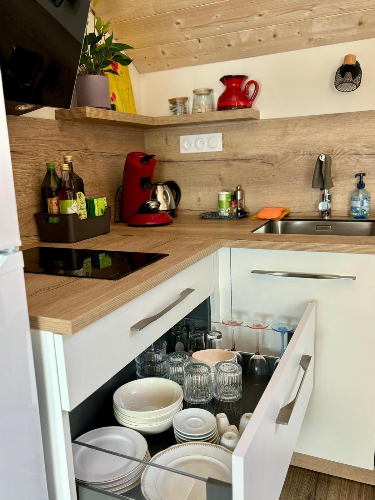 Sous Le Saule Apartment Nods Bagian luar foto
