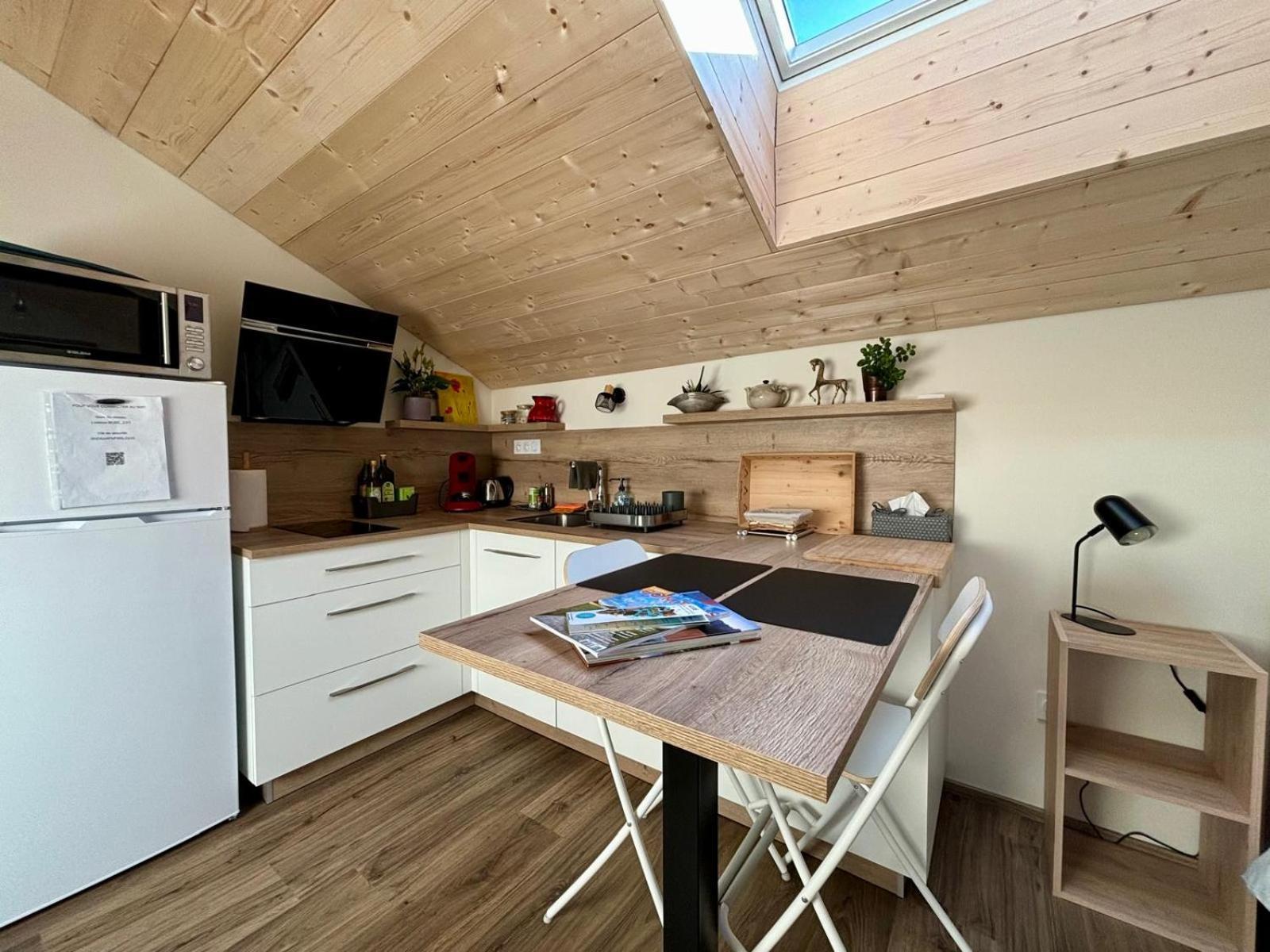 Sous Le Saule Apartment Nods Bagian luar foto